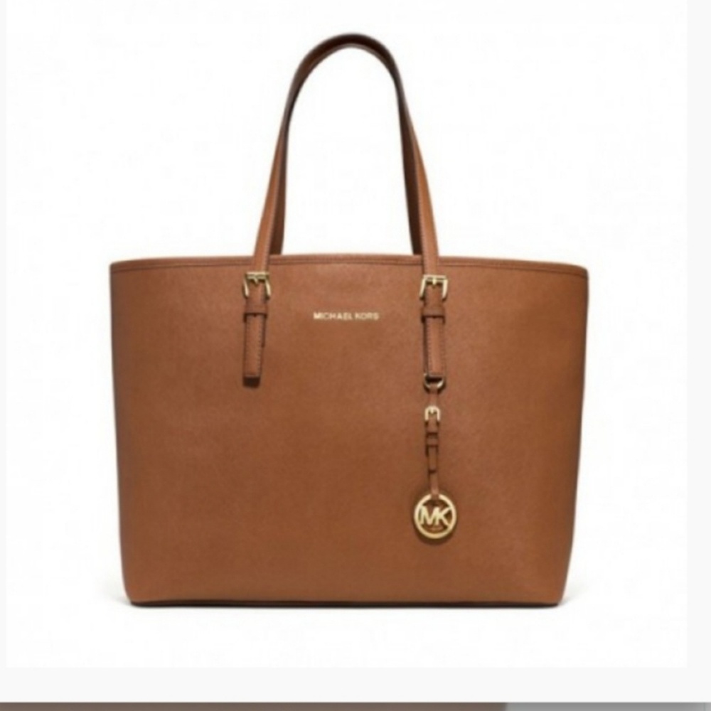 🔅Michael Kors 🔅Jet Set Travel Tote & wallet